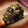 Neuer Ring, europäischer und amerikanischer Mode-personalisierter zweifarbiger Schmuck mit eingelegtem Topasring