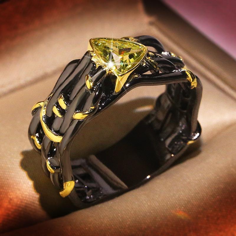 Neuer Ring, europäischer und amerikanischer Mode-personalisierter zweifarbiger Schmuck mit eingelegtem Topasring