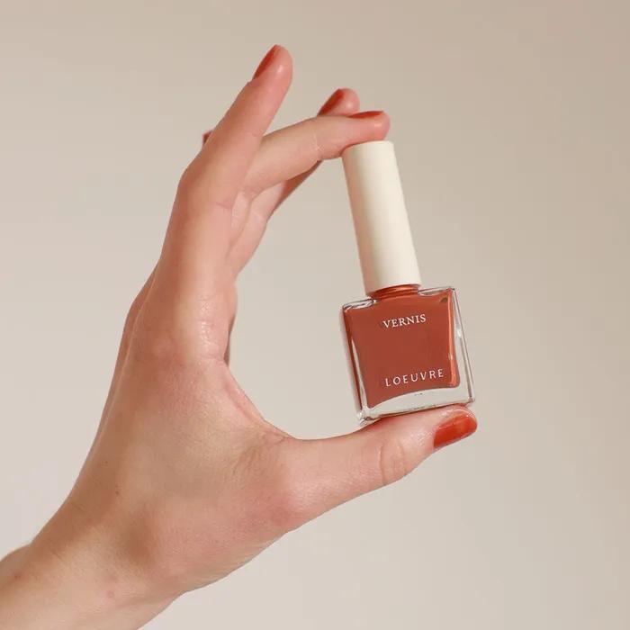 

LOEUVRE ЛАК [КИРПИЧНЫЙ]