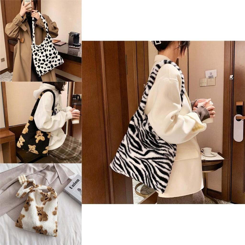 Stylish Large Capacity Plush Tote Bag For Women Perfect For Daily Use In Trendy Colors