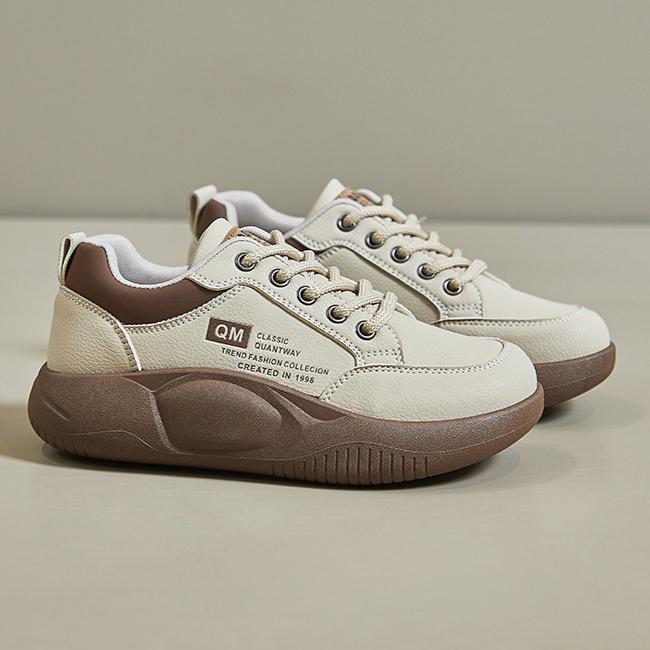 Korean version sports running student thick soled height increasing casual shoes