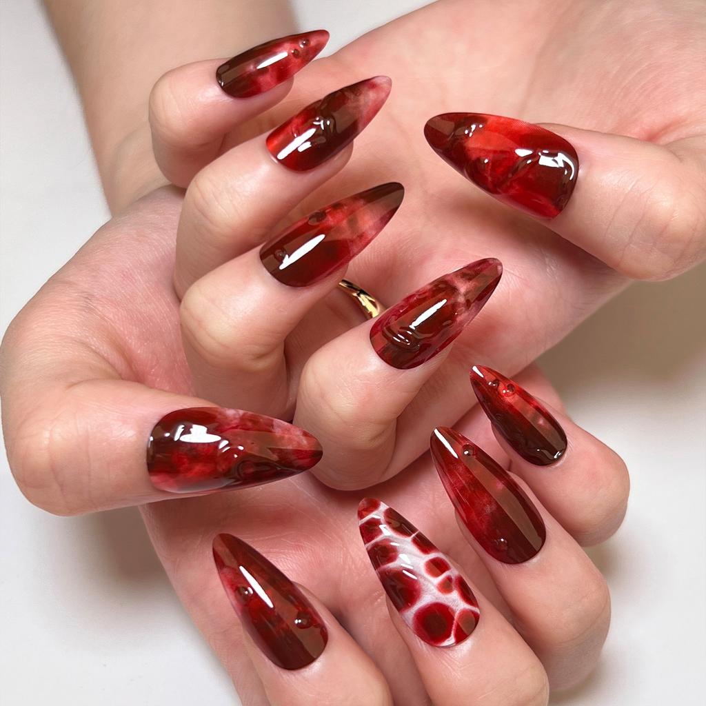 European and American Popular Halloween Short Almond Manicure 3D Blood Red Smudge Nails Fake Nails
