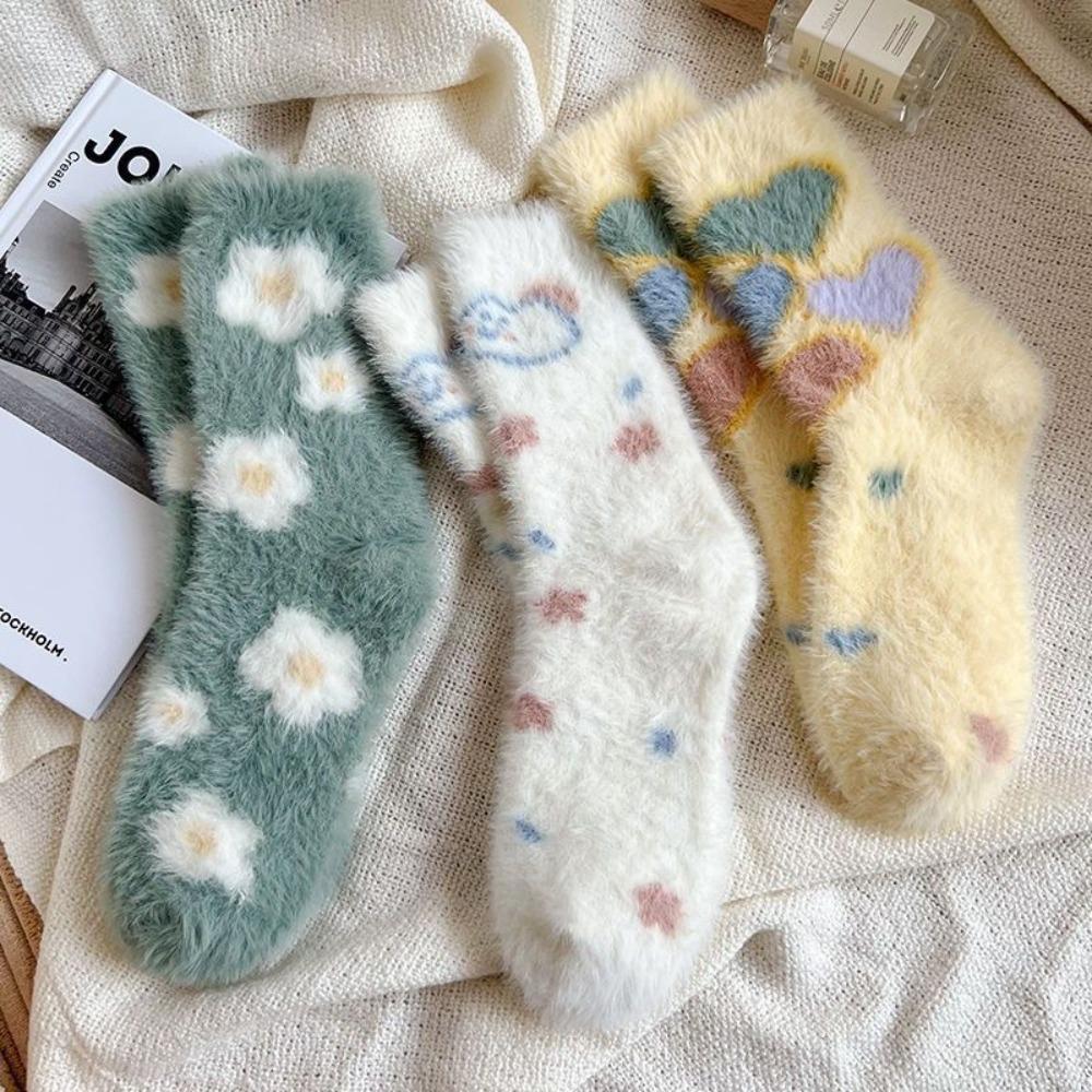 Keep Warm Mink Velvet Socks Flower Heart Pattern Winter Socks Cute Middle Tube Sock  Ladies