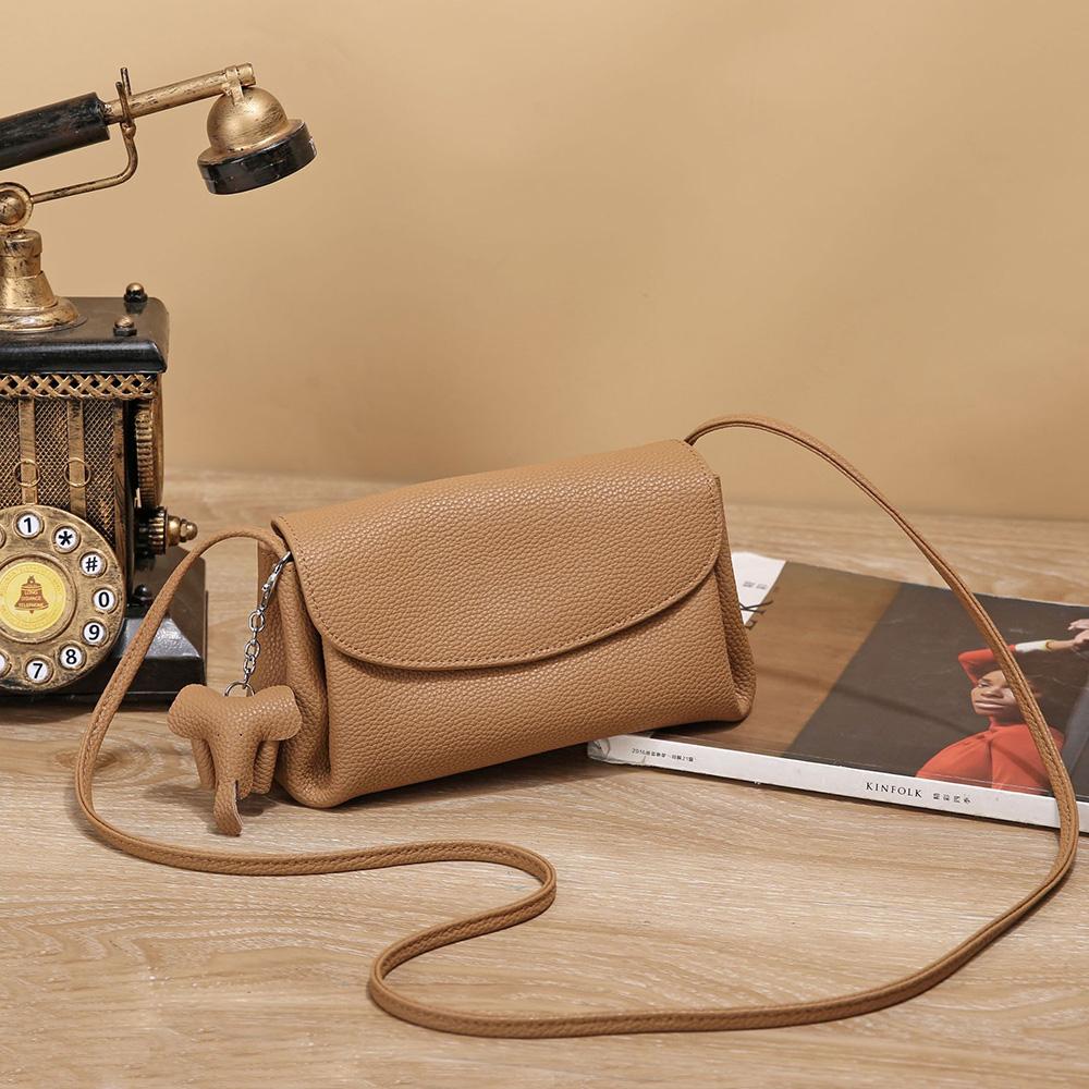 2025 Módní malé dámské kabelky přes rameno Kabelka z pravé kůže z měkké hovězí kůže Dámská crossbody kabelka s ornamentem slona