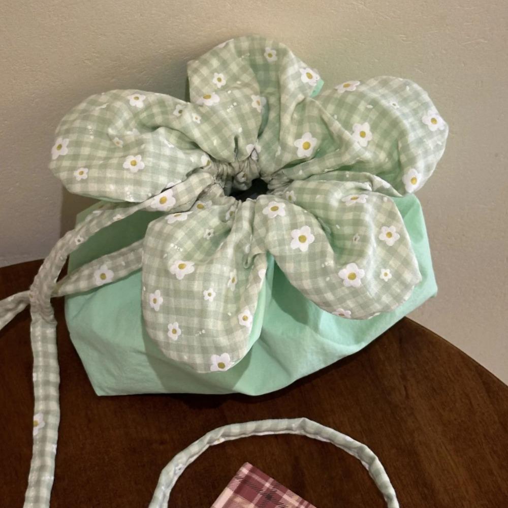 Plaid Flower Drawstring Bag Cute Ins Shoulder Bag Casual Small Crossbody Bag  Vacation