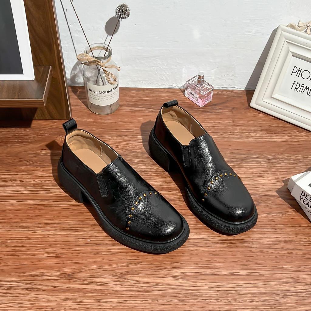 Platform loafers women's 2025 spring and summer new retro shallow mouth small leather shoes women wear small height-increasing women's shoes