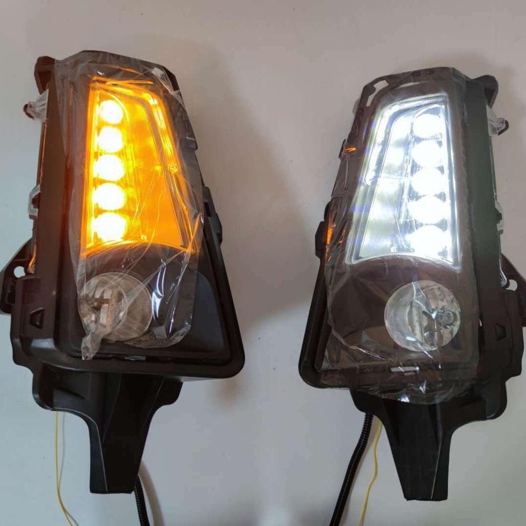 LED Daytime Running Lights & Fog Light Assembly for 2019-2020 Toyota Hiace