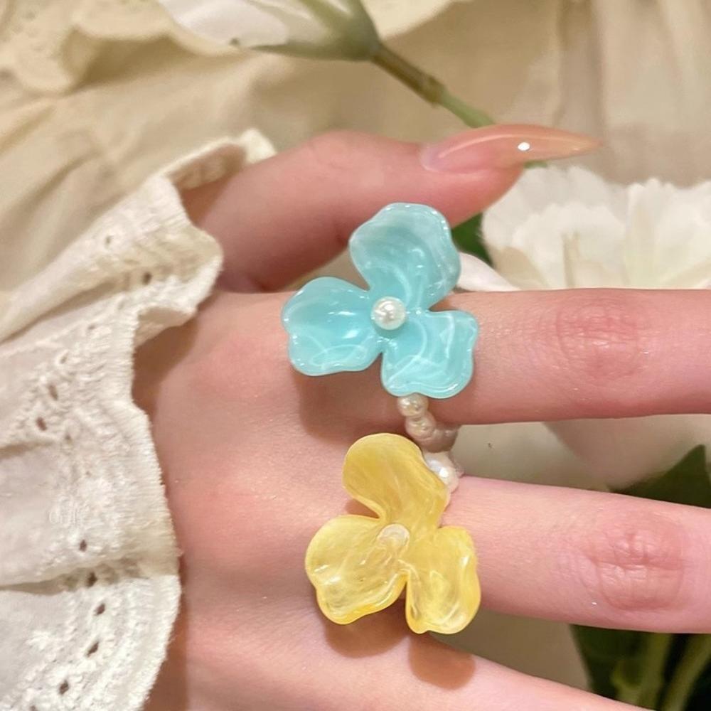 Romantic Fashion Dopamine Colorful Flower Imitation Pearl Beaded Rings for Women Sweet Vacation Finger Jewelry Accessories Gift