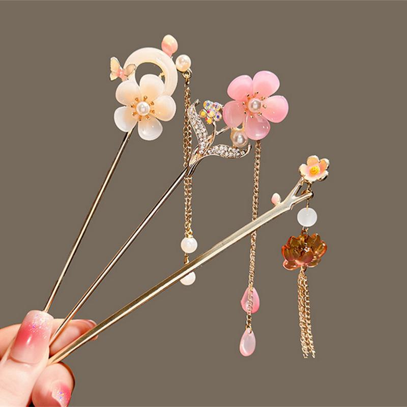 Elegant Chinese Style Hair Clip Tassel Hair Stick Traditional Floral Design Hairstyle Accessor Women Jewelry Hairpin Hair Needle