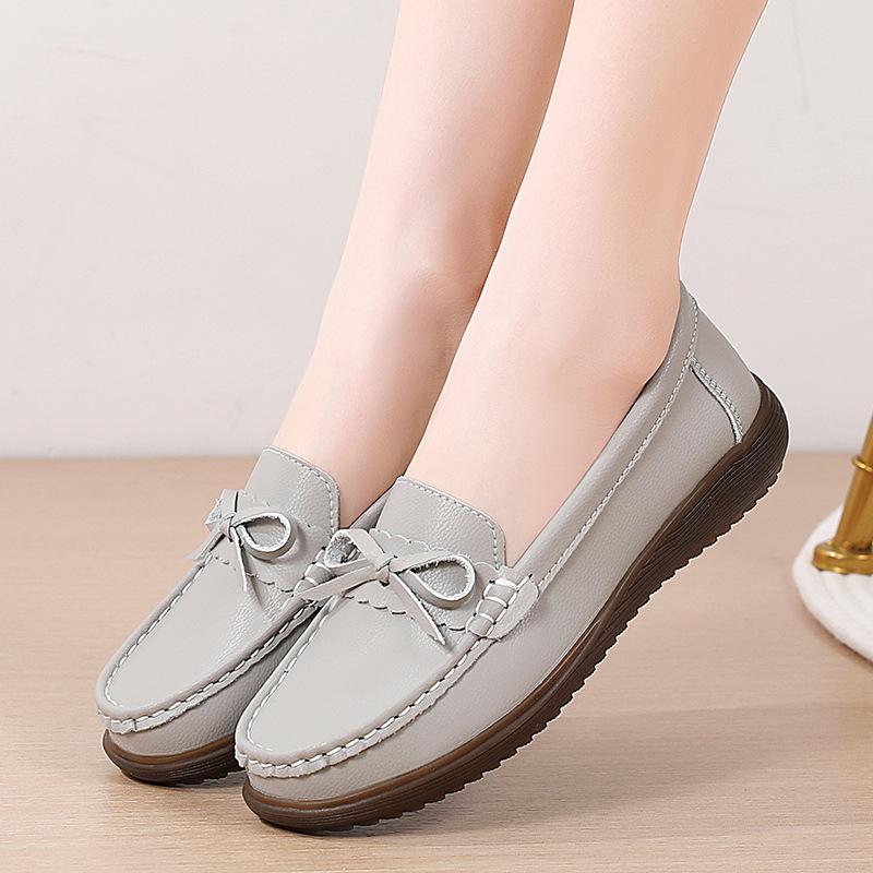 Casual shoes spring and autumn soft-soled lightweight women's shoes medium women's shoes non-slip loafers Doudou shoes