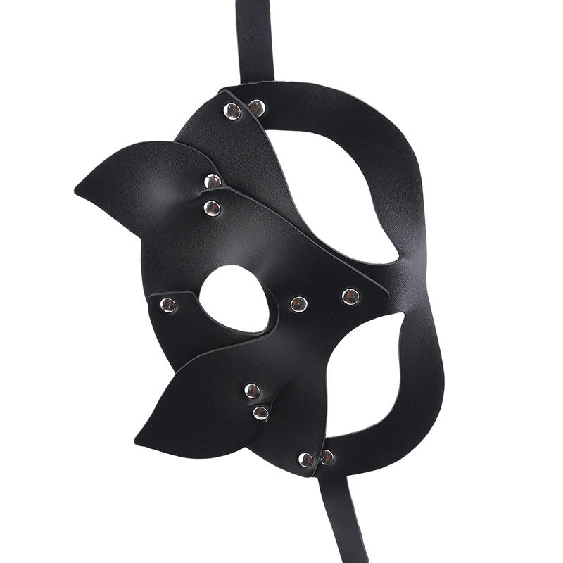 Black Rivet Cat Head Masks Half Face Role-playing Female Leather Masks Halloween Party Outfits And Accessories