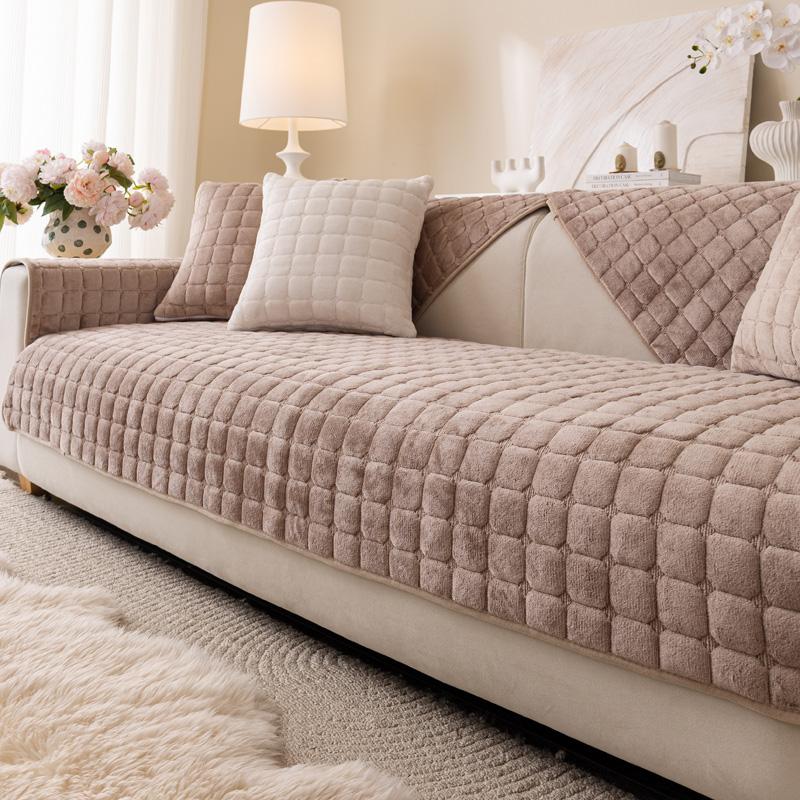 Velvet Plush Plaid Quilted Sofa Cover Super Soft Non Slip Sectional Couch Cover Fluffy Fuzzy Slipcover Furniture Protector