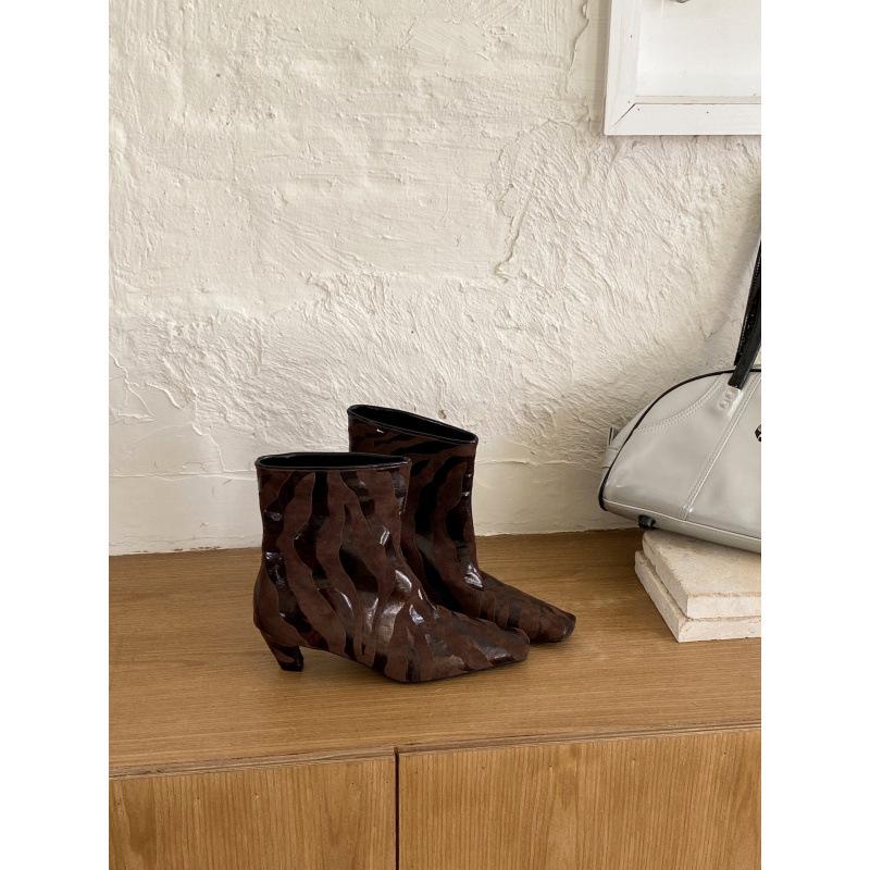 

2025 European style striped square head temperament versatile kitten and short boots 39 темно-коричневого