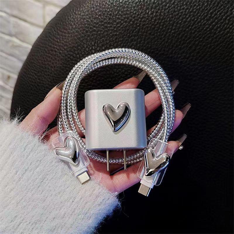 Silver Heart Apple 15 Pro Max Data Cable Protective Cover for iPhone 14 - 20W Fast Charging Soft Shell