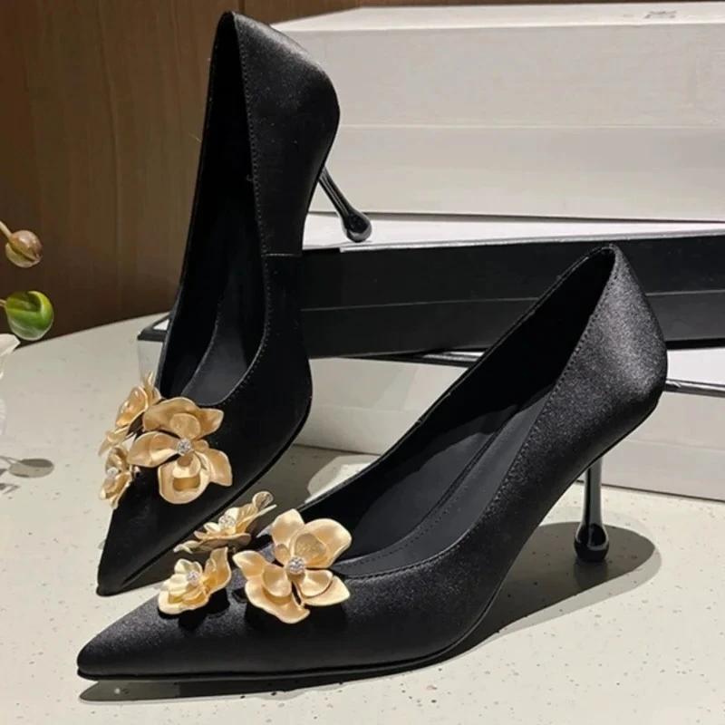 Luxury Brand Designer Heels Sandal Women Fashion Metallic Floral Design Elegant Dress Pumps Sexy Pointed Toe Shallow Office Shoe