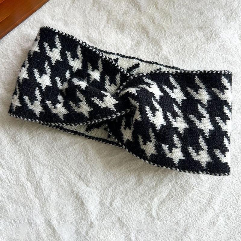 1Pieces Women's Wool Scarf Winter Internet Celebrity Lazy Knitted Warm Solid Color Neck Protection Mountaineering Scarf