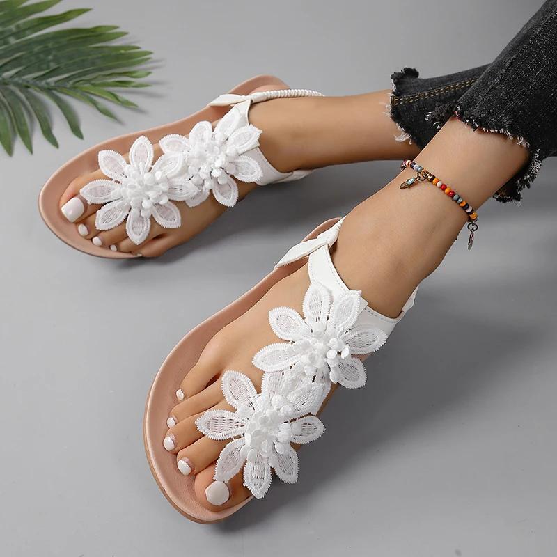 White Floral Sandals Women's Clip Toe Sandals Flat Women Summer Casual Shoes Bohemia Flowers Slip On Beach Ladies Shoes