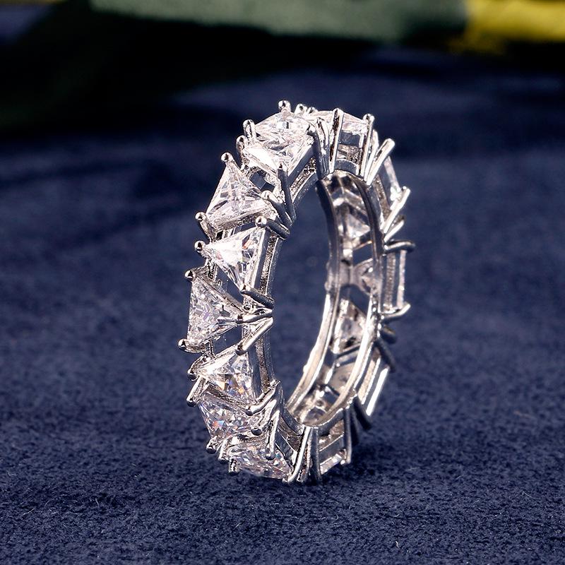 

Треугольное циркониевое кольцо: Женские креативные подарочные украшения White Rhodium Plated Size 8