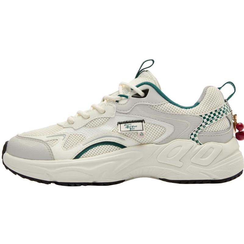 QIAODAN Valentine s Day Retro Dad Sneakers EUR 39