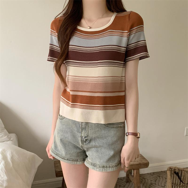 Retro Striped Square Neck Short Sleeve Knit Sweater Women Summer Slim Slim Short Chic Tops Casual Essential Comfort and Style Slim Fit Pullovers Tees