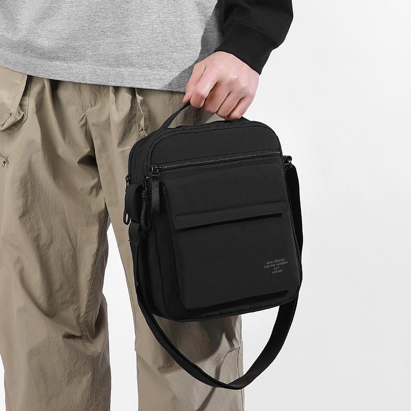 Men's Crossbody Bag Tote Bag Outdoor Multi-compartment Shoulder Bag