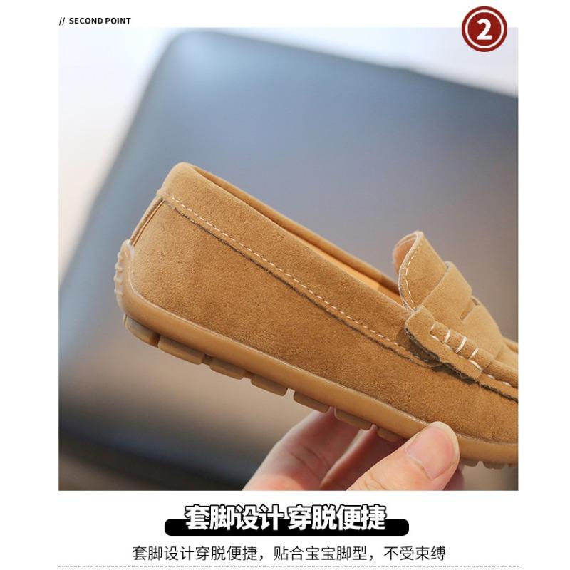 Chaussures de haricots pour garçons printemps et automne nouvelles chaussures simples pour enfants à semelle souple de taille moyenne version coréenne de la petite pédale pour bébé chaussures en cuir