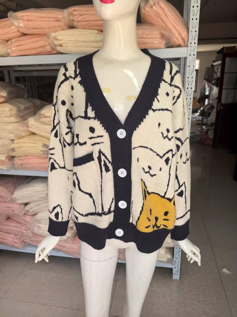 Women's Plus Size V-Neck Cat Jacquard Knit Cardigan - Preppy Autumn/Winter Cartoon Style