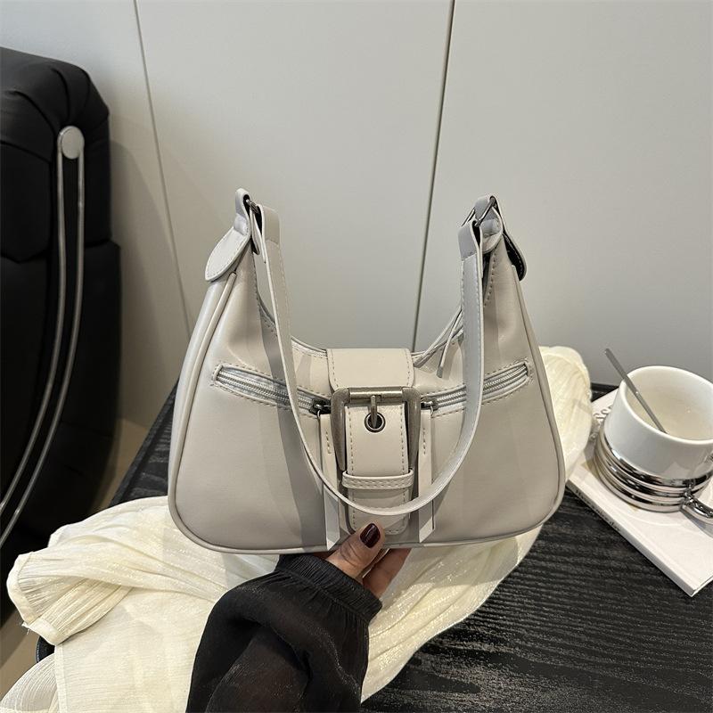 Popular bag women's 2026 new fashionable retro texture single shoulder underarm bag leather buckle crossbody crescent bag