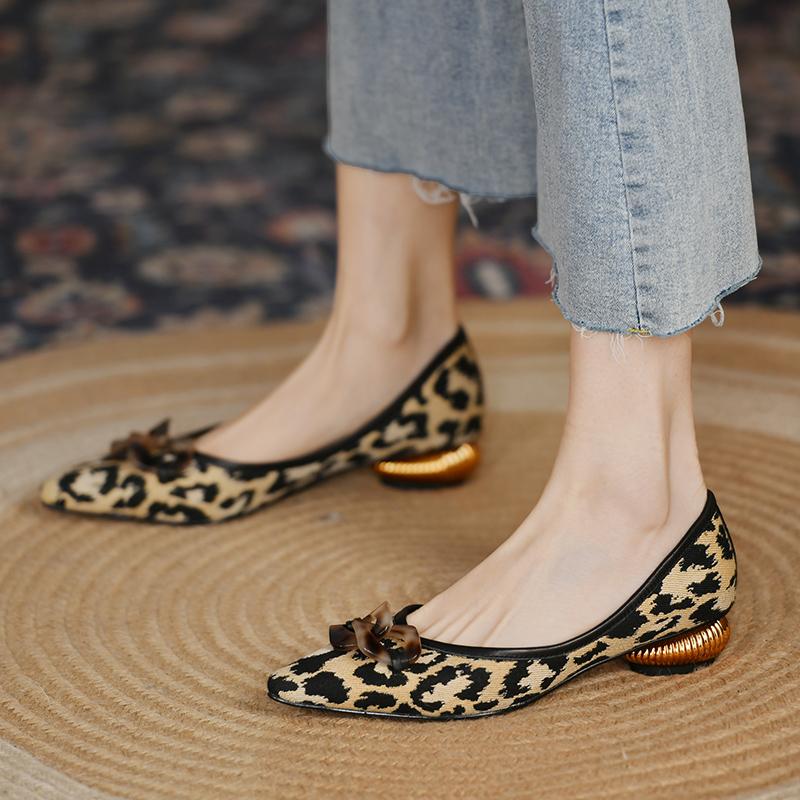 Women's Low Heel Shoes Pointed Toe Square Heel Sexy Women's Shoes Leopard Print Suede Outdoor Leisure Comfortable Zapatos Mujer