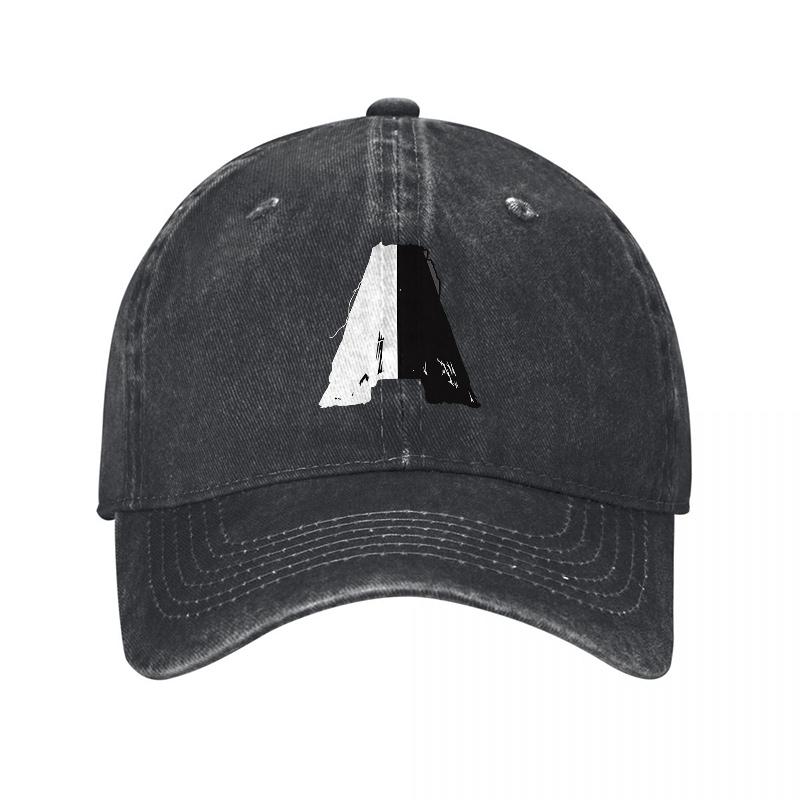 A Logo Washed Canvas Baseball Cap Classic Black Adjustable Hat with Embroidered Letter Design for Unisex and Women