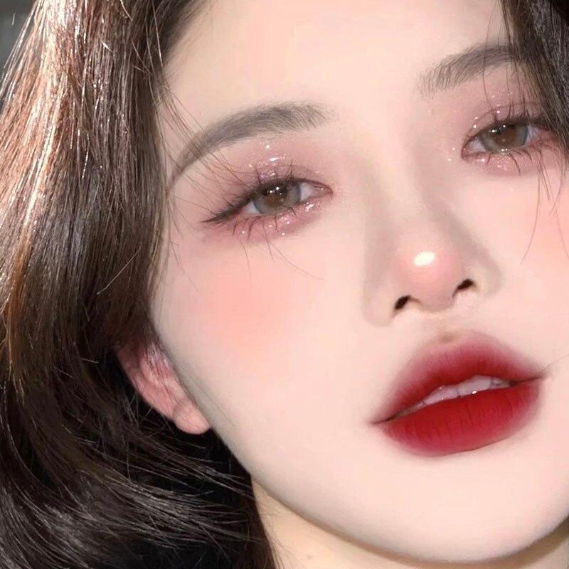 Evening Cherry Dance Eyeshadow Tray 20 Color Large Plate Pearl Matte Bright Milk Tea Color Affordable Spring