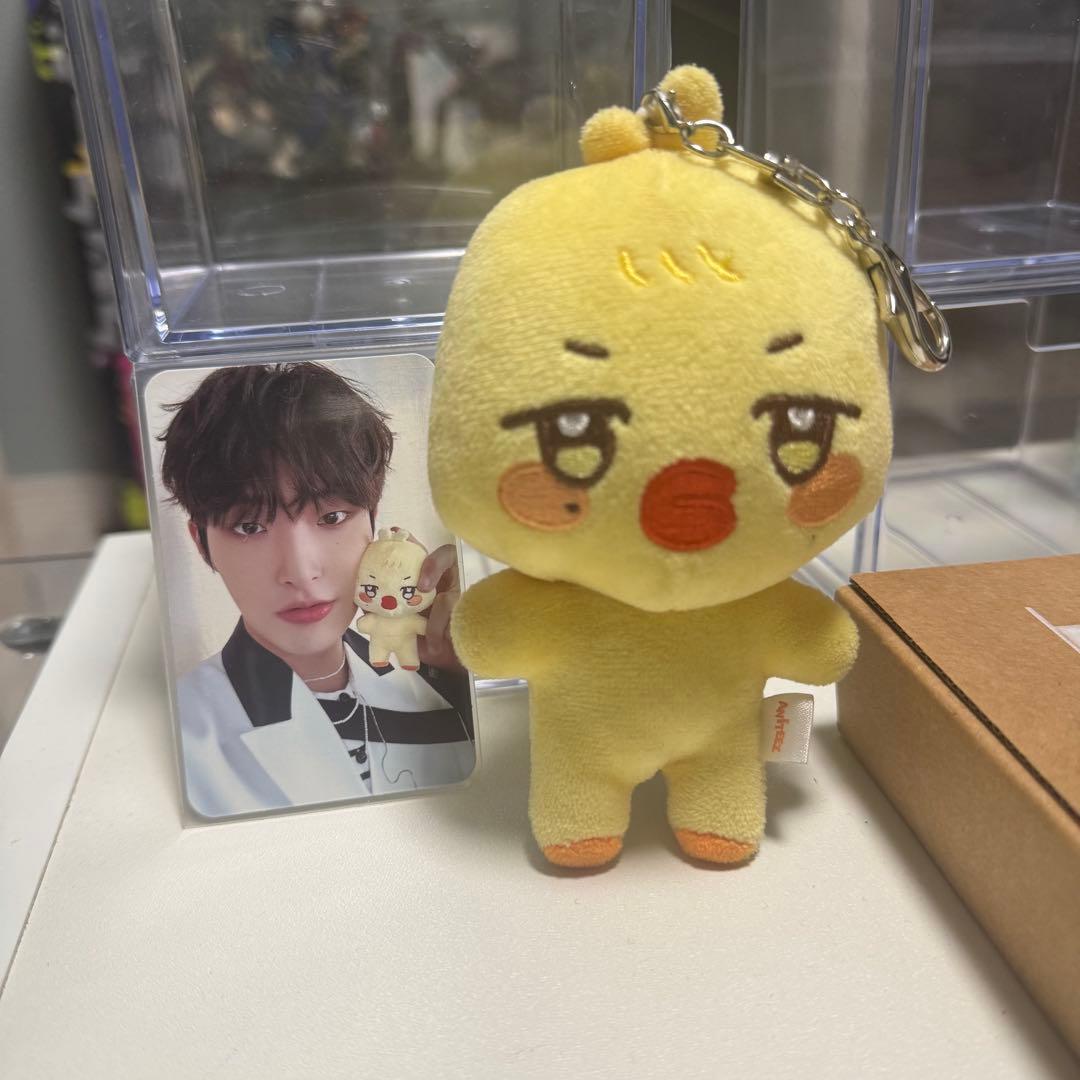 

[USED] ATEEZ Mingi Byunmin Keyring with Trading Card