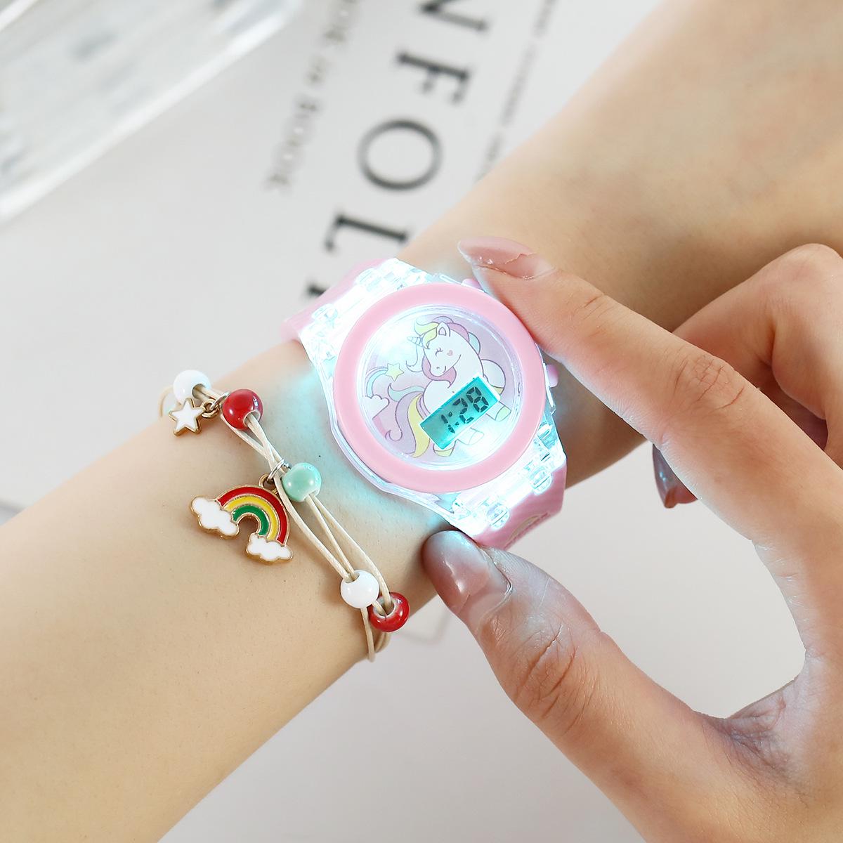 

Luminous Unicorn Watch & Bracelet Set: 2-Piece Silicone Electronic Watch with Gift Box