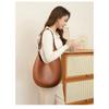 Small C Underarm Bag Fashionable and Versatile Half Moon Bag French Niche Shoulder Bag Women