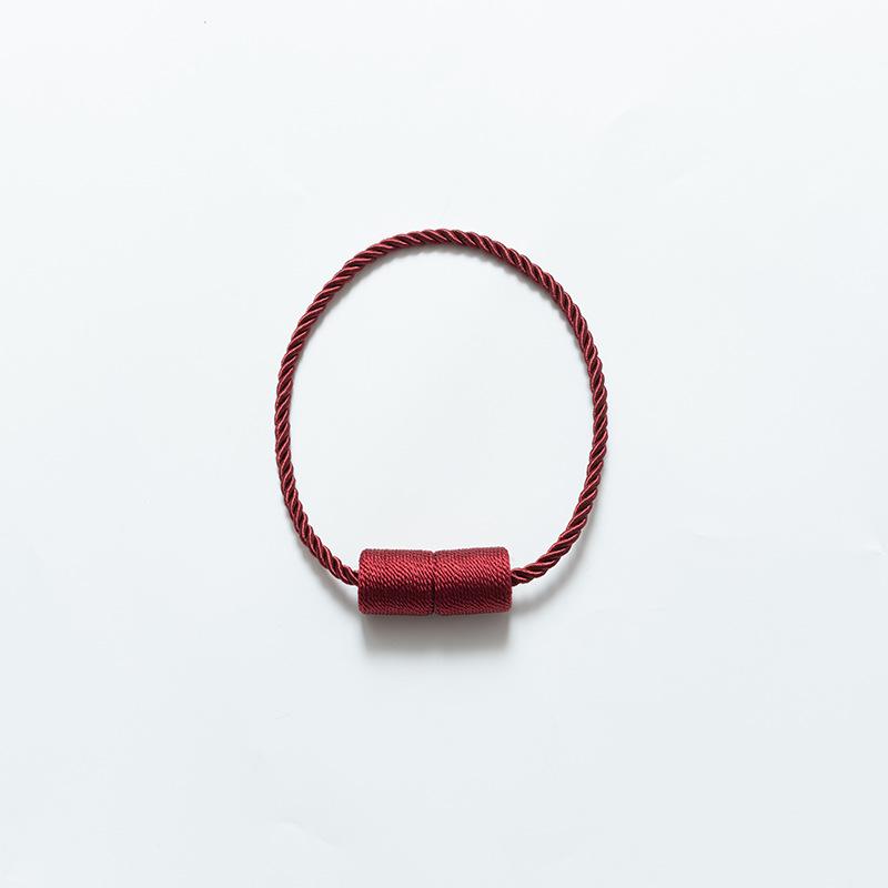 

2pcs Modern Magnetic Curtain Tiebacks, Elegant And Strong Window Curtain Holdbacks For Draperies 2PCS червоний