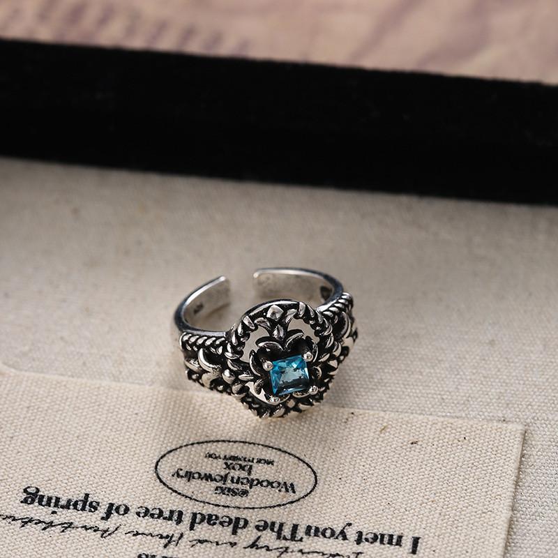 Elegant Geometric Style Open Ring For Women Vintage Punk Hollow Zircon Jewelry Piece