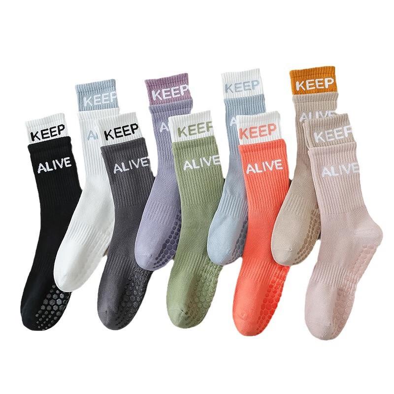 

Women s Sports Yoga Mid-Calf Socks