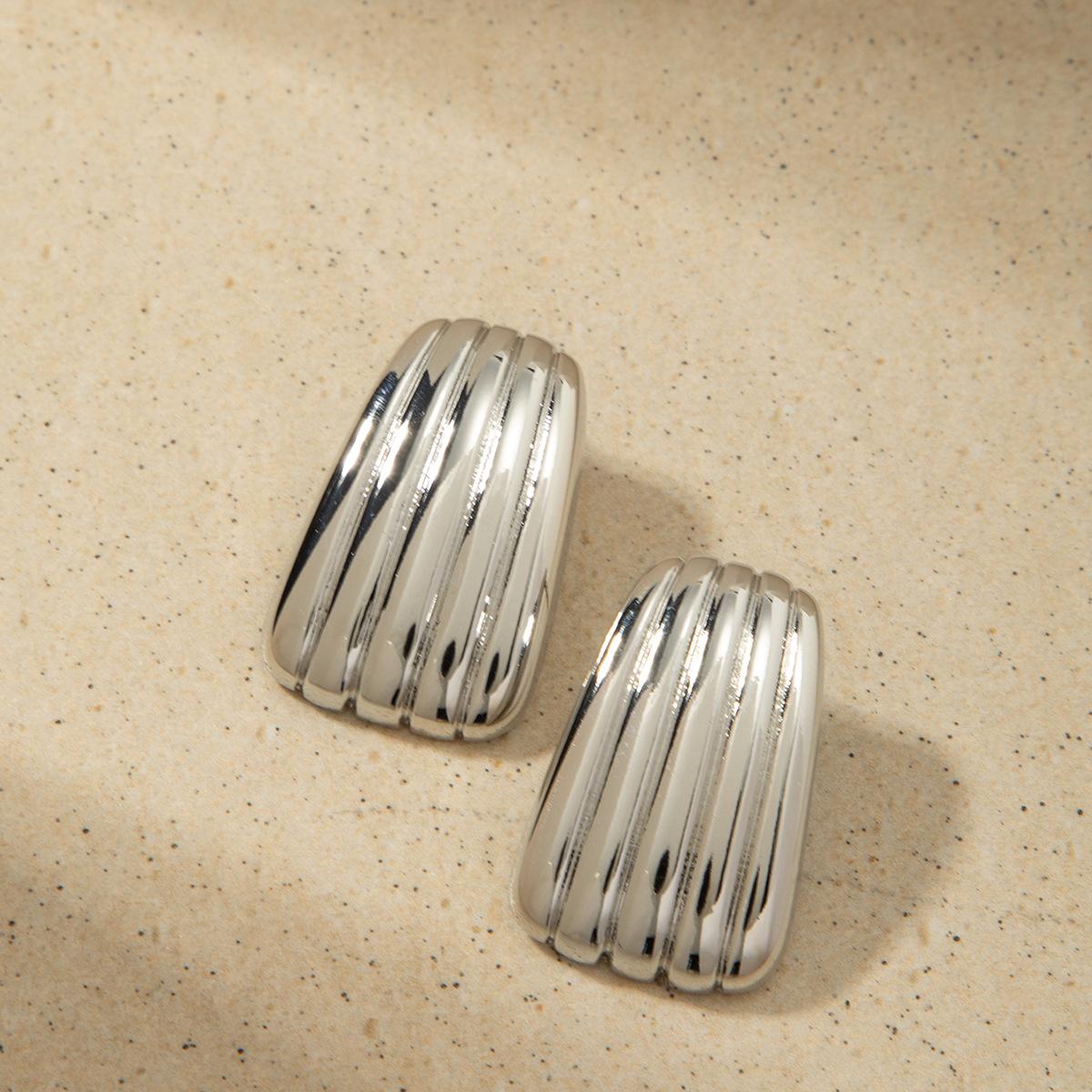 

серьги-гвоздики из 18-каратного золота, как у интернет-знаменитости, нишевые уникальные линейные серьги-гвоздики из латуни с геометрической полосатой текстурой серебряный