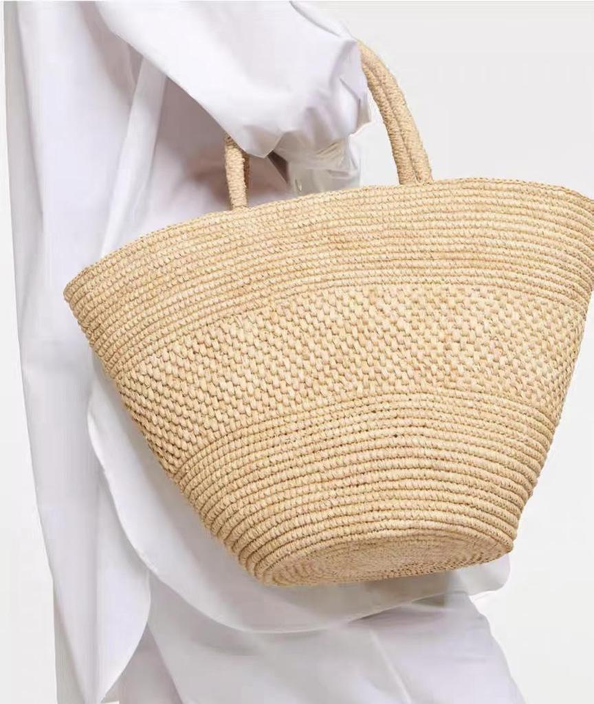 French-Style Japanese Raffia Hand-Crocheted Straw Bucket Bag for Women - Versatile Casual Single Shoulder Design.