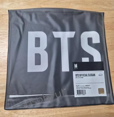 BTS (Neotevřené) Oficiální slogan