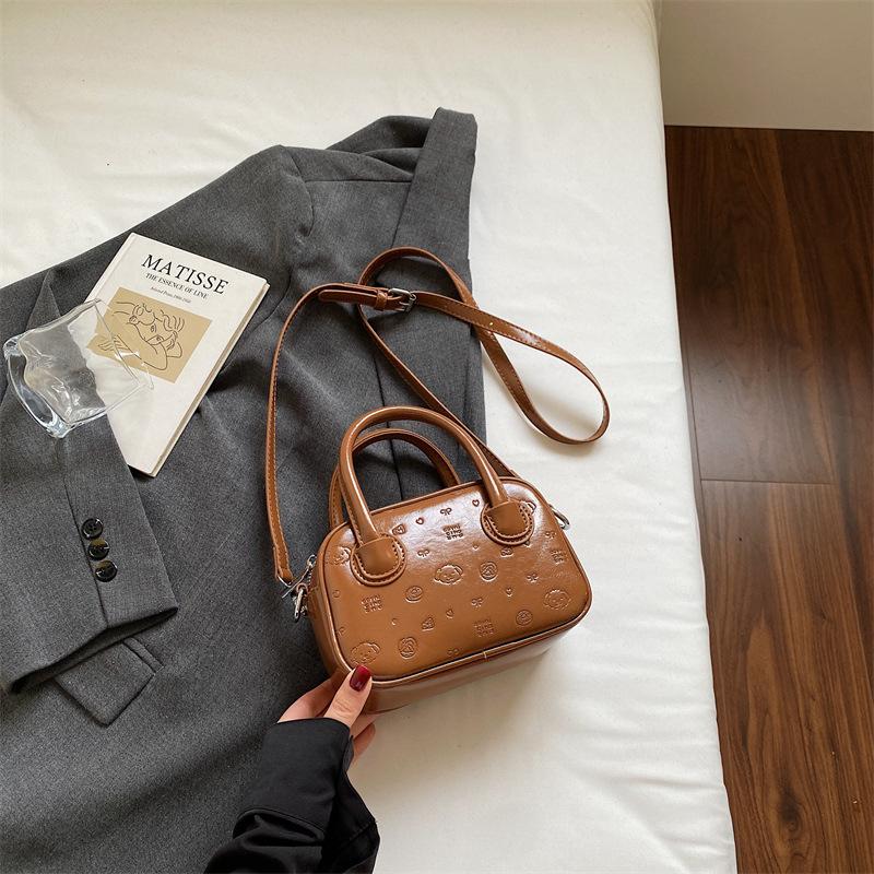 Herbst und Winter beliebte kleine Tasche Damen neue Mode vielseitige Umhängetasche High-End tragbare Bowlingtasche