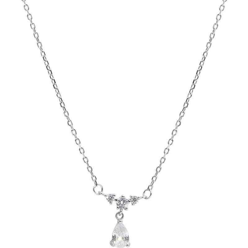 Korean Fashion Zircon Teardrop Necklace - Elegant and Minimalistic Clavicle Jewelry for Women