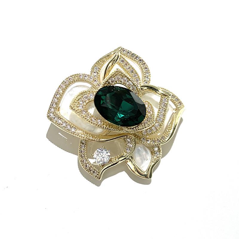 Bo Xin Yun French Style Camellia Brooch - Elegant Peony Corsage Accessory