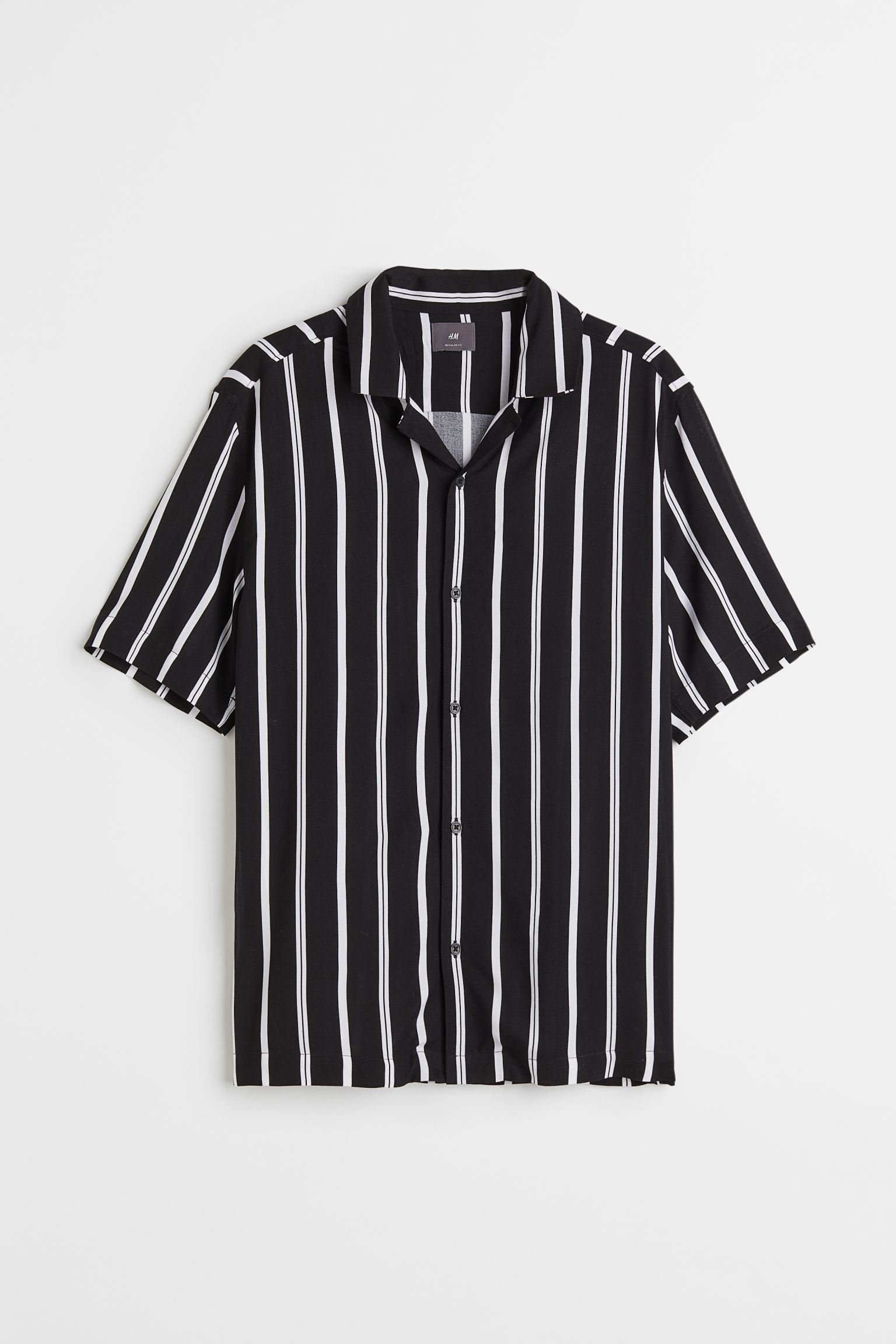 

Patterned resort shirt