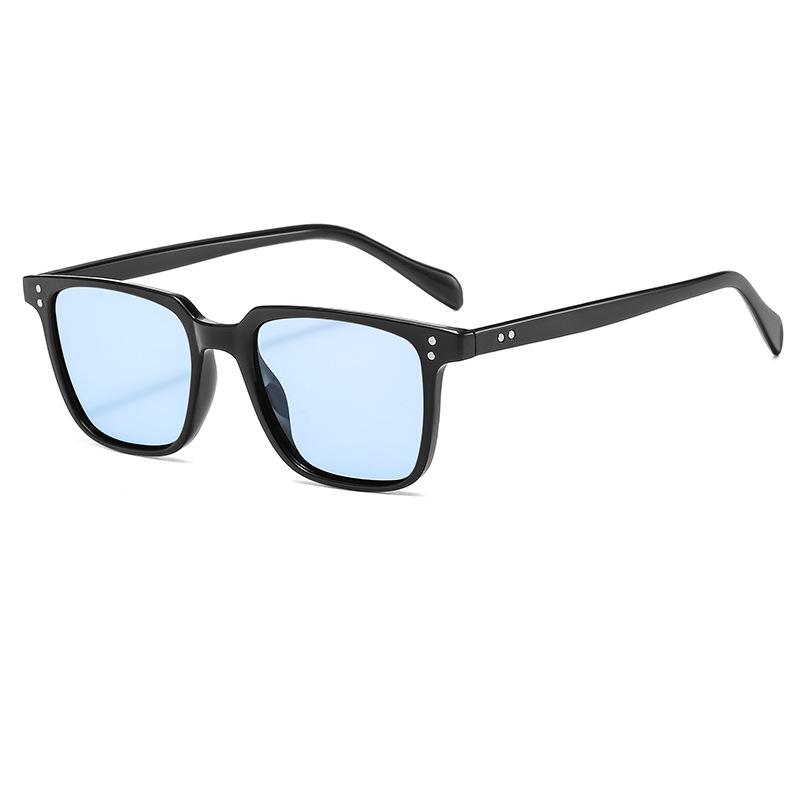 New Designer Square Sunglasses Women Men Ocean Color Shades Sun Glasses Female Fashion Rectangle Rivet Glasses