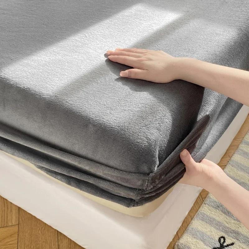Yumuşak Sıcak Peluş Fitted Sheet Elastik Yatak Örtüsü Kabarık Mercan Polar Yatak Örtüsü Kış Çift Lüks Çift Kişilik Yatak Örtüsü