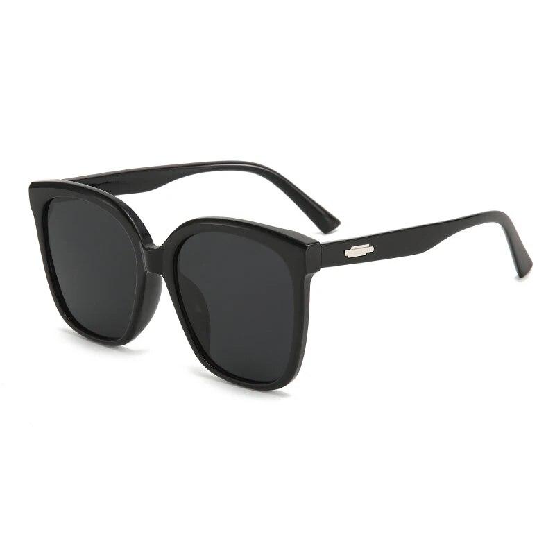 

Large Frame Black Face Trimming Women superior quality ideal for daily use Sun shades Outdoor UV-proof Sun shades