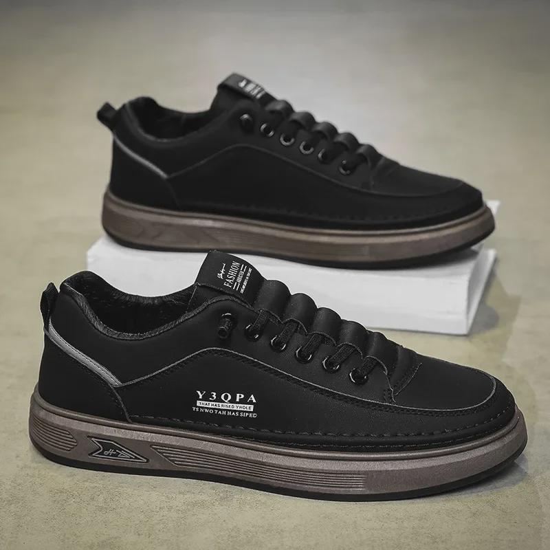 2025 Herren Frühling Freizeit-Sneakers: Trendige britische Leder-Slipper