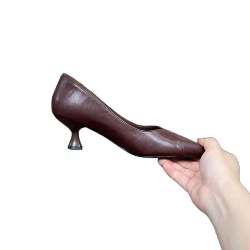 Retro style soft surface color matching light mouth high heels women's autumn new versatile temperament thin heel shoes