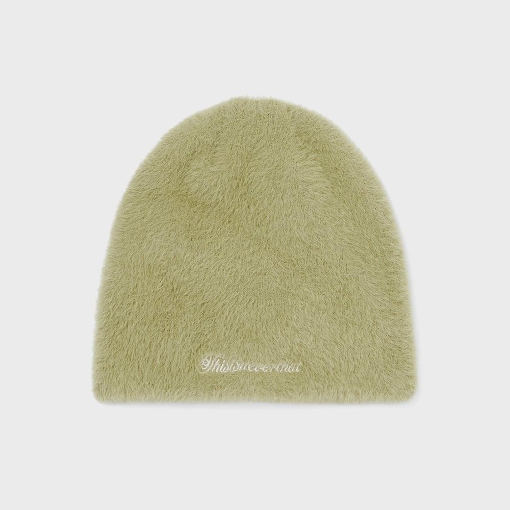 Эта шапка-бини никогда не бывает такой лохматой, без отворота, лаймовая F